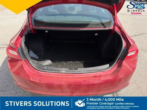 Used 2016 Chevrolet Malibu LT FWD image 10