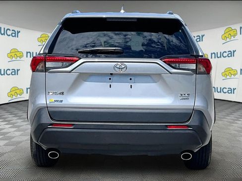 Used 2025 Toyota RAV4 XLE AWD/4WD image 5