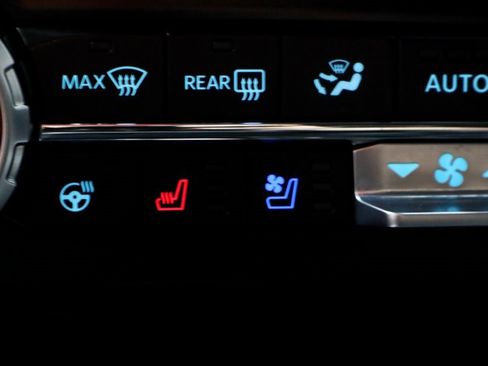 Certified 2023 Ford F350 Lariat w/ Lariat Ultimate Package image 5