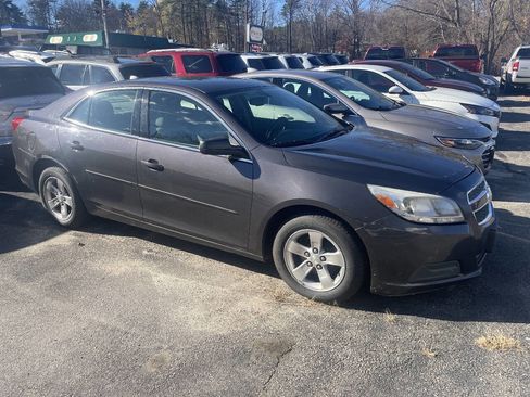 Used 2013 Chevrolet Malibu LS w/ Protection Package image 2