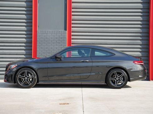 Used 2023 Mercedes-Benz C 300 4MATIC Coupe image 4