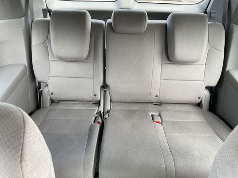 Used 2015 Honda Odyssey LX image 18