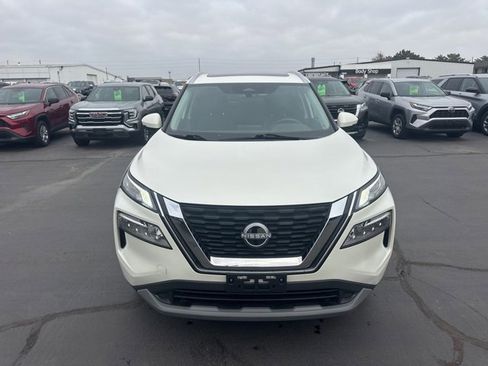 Used 2023 Nissan Rogue SV w/ SV Premium Package image 10