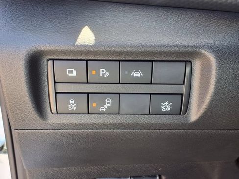 Certified 2025 Nissan Kicks Play S FWD image 14