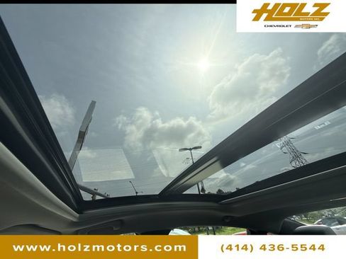 Certified 2018 Chevrolet Malibu Premier w/ Premier Sun and Wheel Package FWD image 20