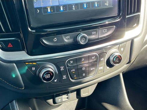 Used 2020 Chevrolet Traverse Premier w/ Redline Edition image 15