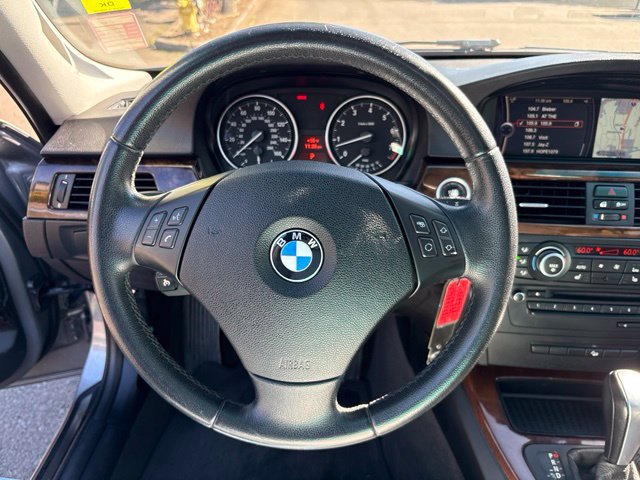 Used 2011 BMW 328i xDrive Sedan AWD/4WD image 26