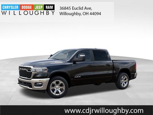 New 2026 RAM 1500 4x4 Crew Cab image 2