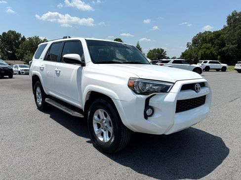 Used 2019 Toyota 4Runner SR5 image 8