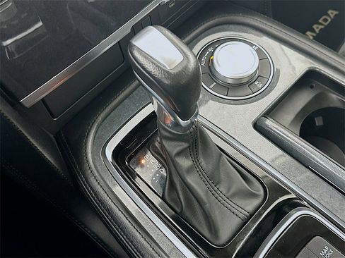 Used 2023 Nissan Armada S image 16