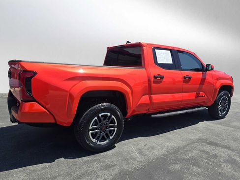 Used 2024 Toyota Tacoma TRD Sport w/ TRD Sport Upgrade Package AWD/4WD image 3