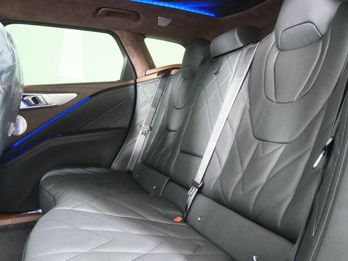 Used 2026 BMW XM Label Red image 18