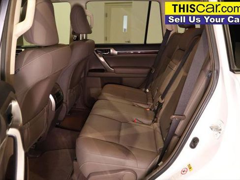 Used 2019 Lexus GX 460 Premium image 21