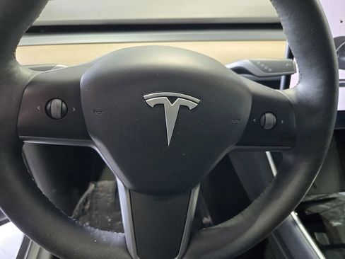 Used 2021 Tesla Model Y 2WD image 15