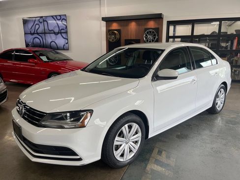 Used 2017 Volkswagen Jetta S FWD image 2