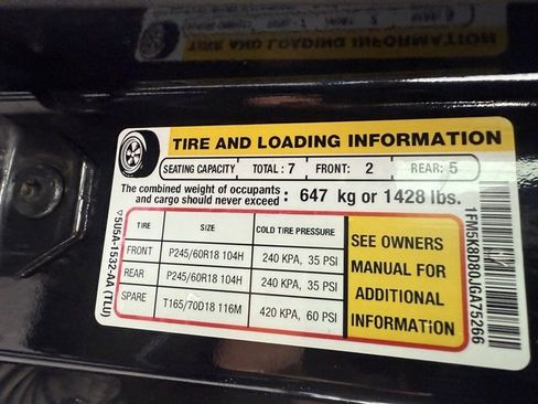 Used 2018 Ford Explorer XLT image 21