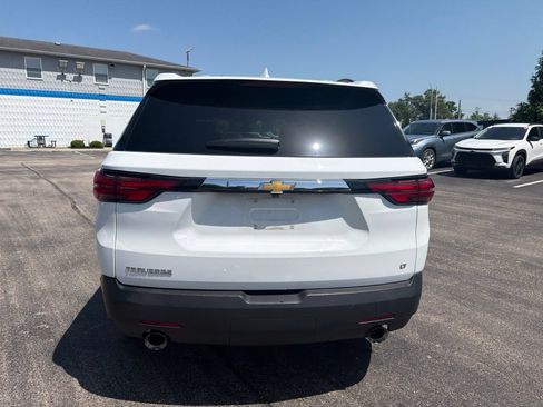 Used 2023 Chevrolet Traverse LT FWD image 4