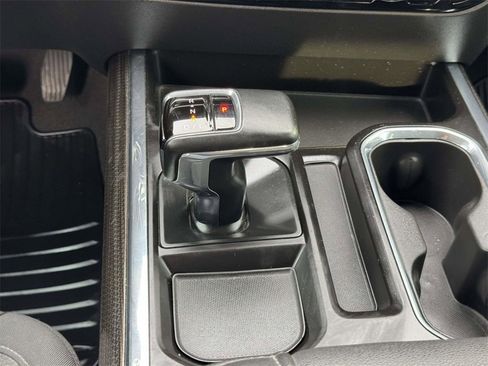 Used 2023 Chevrolet Silverado 1500 LT w/ Z71 Off-Road Package image 8