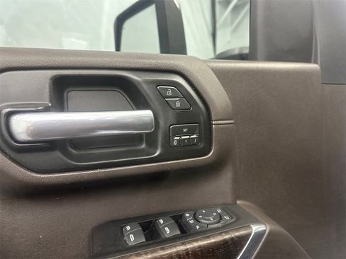 Used 2020 GMC Sierra 2500 Denali w/ Denali Ultimate Package image 12