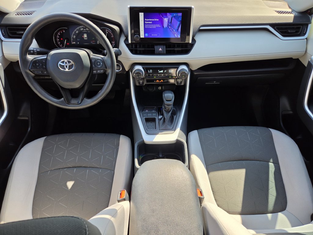Used 2025 Toyota RAV4 XLE w/ Convenience Package FWD image 13