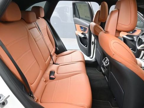 Used 2023 Mercedes-Benz GLC 300 image 29
