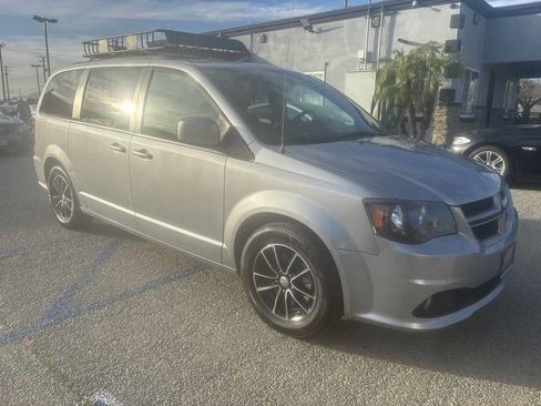 Used 2019 Dodge Grand Caravan GT FWD image 39