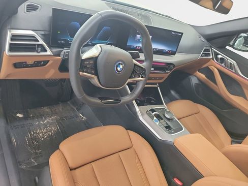 Certified 2025 BMW i4 eDrive40 image 13