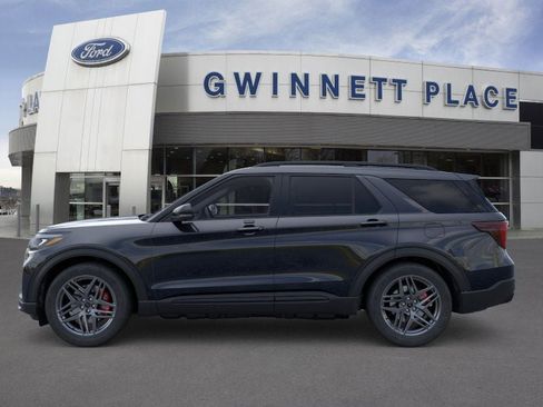 New 2026 Ford Explorer ST image 3