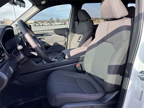 New 2025 Honda Pilot Sport image 12