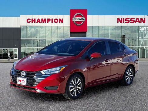 New 2025 Nissan Versa SV w/ Trunk Package FWD image 3