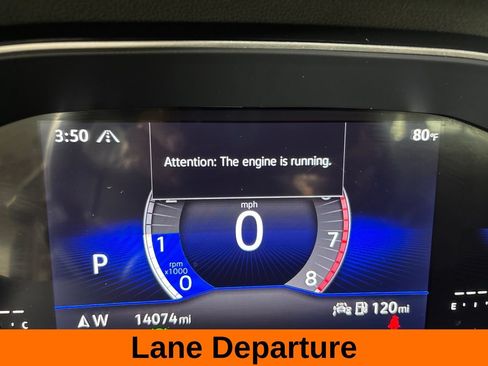 Used 2025 Volkswagen Jetta SE w/ Sunroof Package FWD image 14