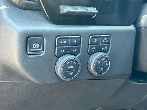 New 2025 Chevrolet Silverado 1500 ZR2 w/ Technology Package AWD/4WD image 27