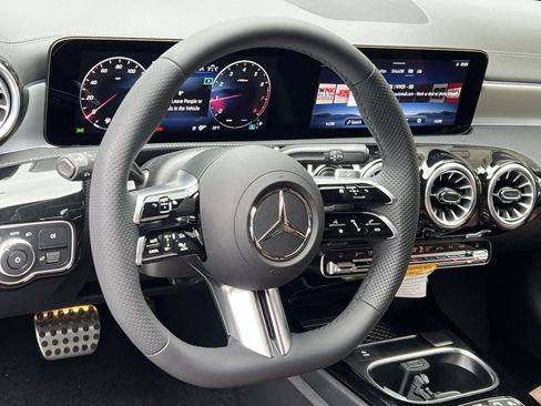 New 2026 Mercedes-Benz CLA 250 4MATIC image 14