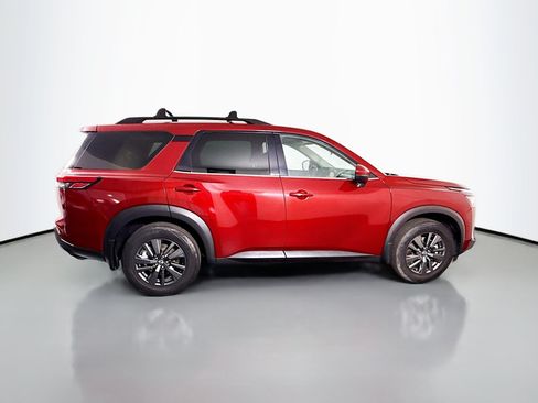 Used 2022 Nissan Pathfinder SV w/ SV Black Package FWD image 11