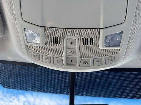 Used 2017 Ford Edge Titanium w/ Equipment Group 301A image 23