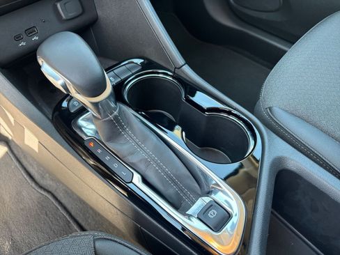 Used 2025 Buick Encore GX Preferred image 39