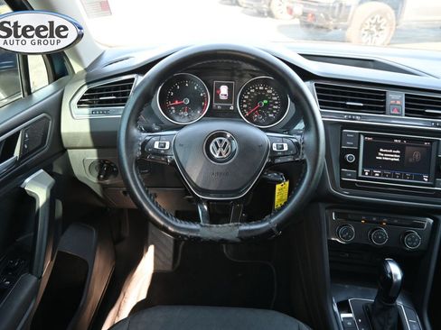 Used 2019 Volkswagen Tiguan S AWD/4WD image 9