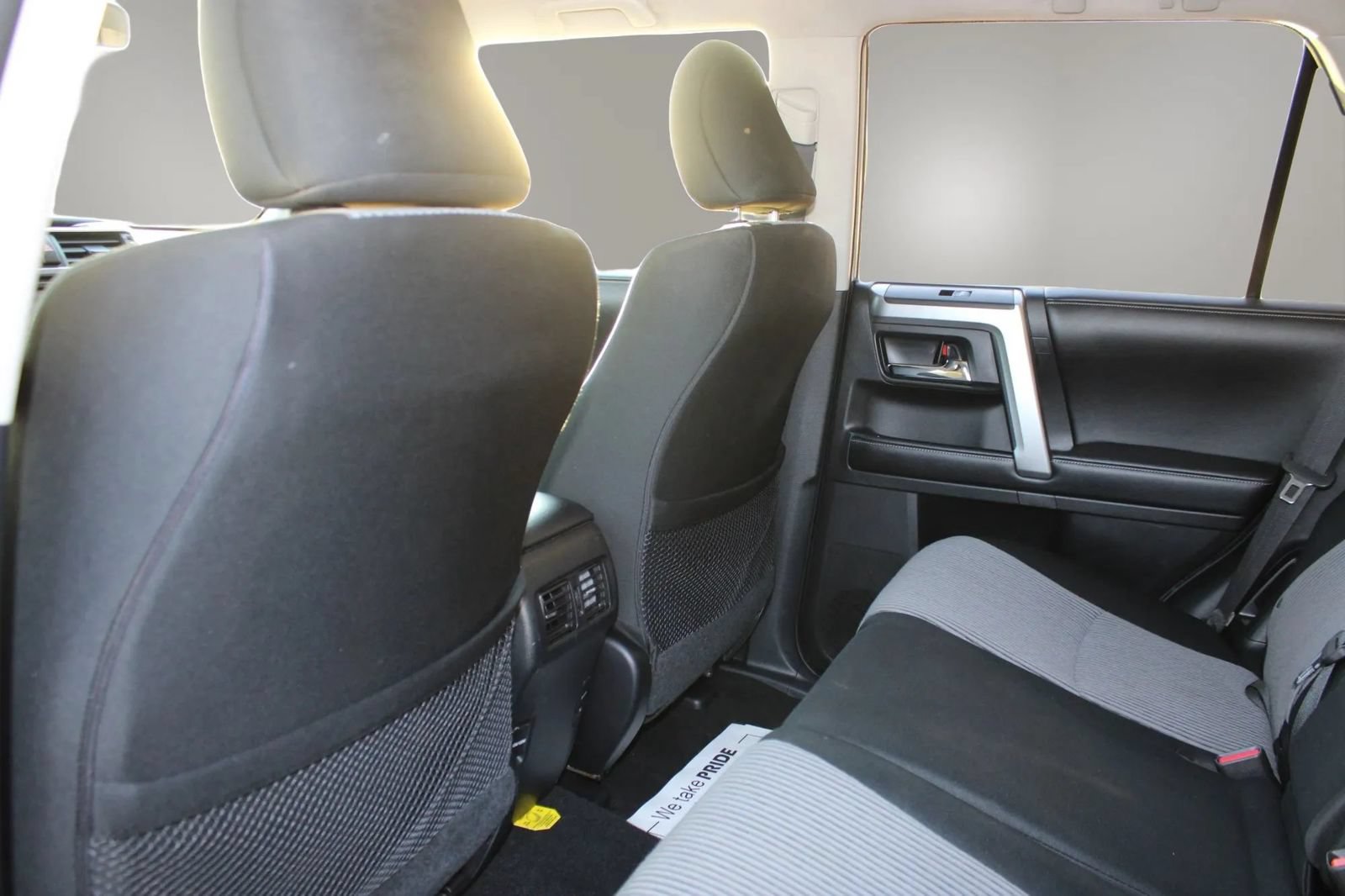 Used 2016 Toyota 4Runner SR5 AWD/4WD image 14