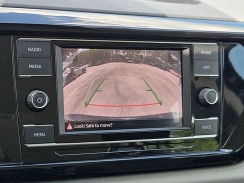 Certified 2023 Volkswagen Taos S FWD image 18