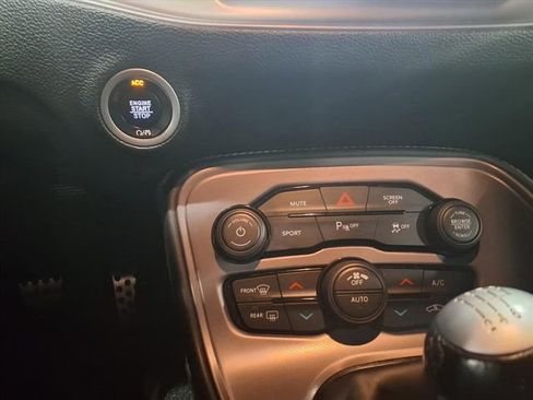 Used 2023 Dodge Challenger R/T w/ Blacktop Package image 25