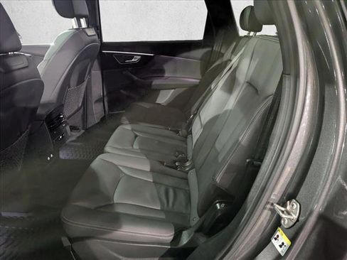 Certified 2025 Audi Q7 2.0T Premium Plus w/ Premium Plus Package image 19