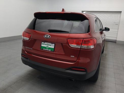 Used 2018 Kia Sorento FWD image 7