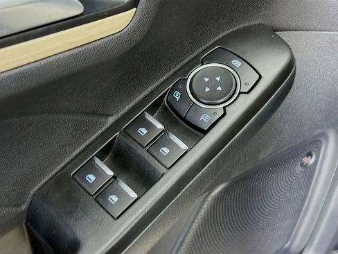 Used 2022 Ford Escape Titanium w/ Titanium Elite Package AWD/4WD image 22