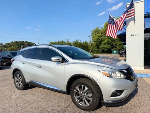 Used 2017 Nissan Murano SV FWD image 15