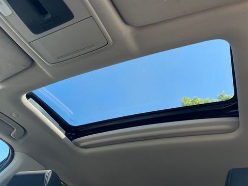 Certified 2024 Honda CR-V EX image 33