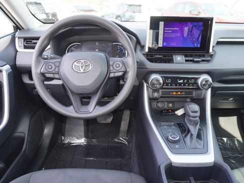 Certified 2025 Toyota RAV4 XLE AWD/4WD image 11