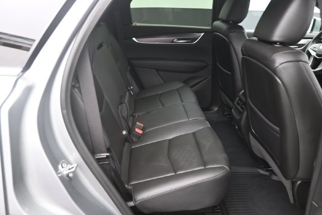 Used 2025 Cadillac XT5 Luxury w/ LPO, Floor Liner Package AWD/4WD image 13