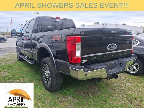 Used 2017 Ford F250 Lariat AWD/4WD image 6