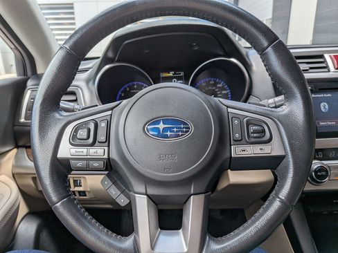 Used 2017 Subaru Outback 2.5i Limited AWD/4WD image 14