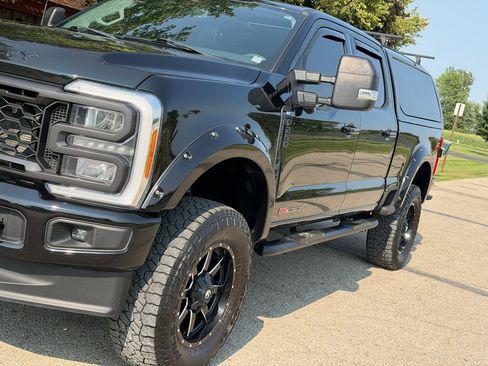 Used 2023 Ford F250 XLT w/ XLT Premium Package AWD/4WD image 11
